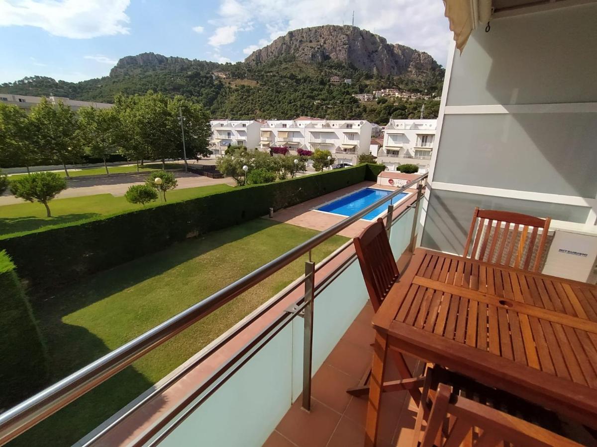 New! Con Piscina Y Balcon A 2 Minutos De La Playa. Wi-fi